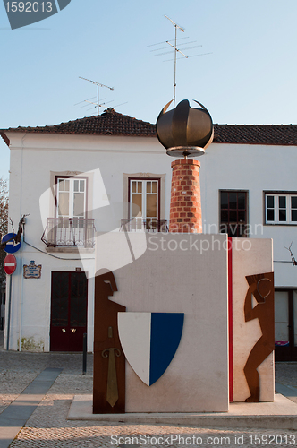 Image of Republic sculpture in Ourem