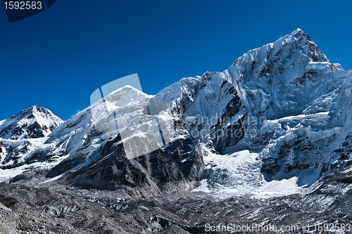 Image of Peaks and glacier near Everest base camp