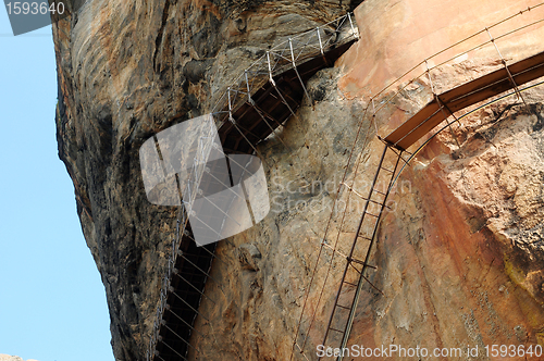 Image of Tall and dangerous ladders