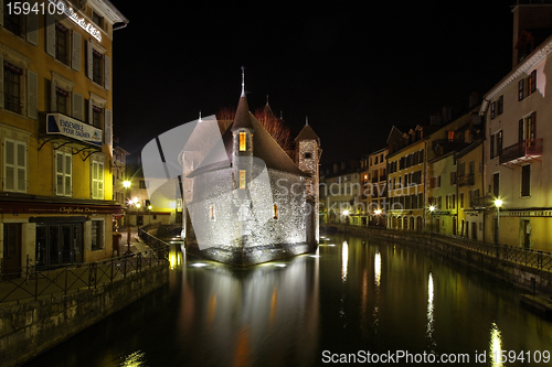 Image of Annecy by night