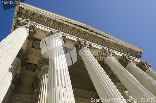 Image of court from below