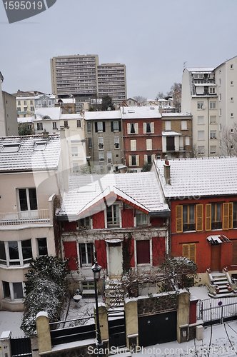 Image of Paris under the snow