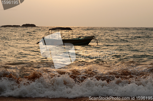 Image of Boat at seashore