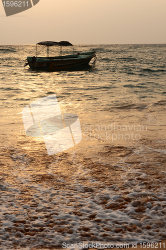 Image of Boat at seashore