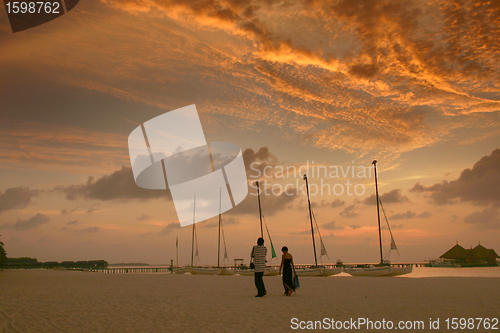 Image of tourists on the beach