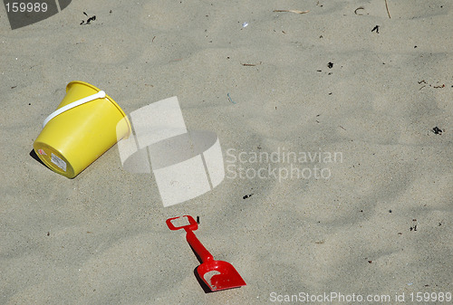 Image of beach bucket and shovel