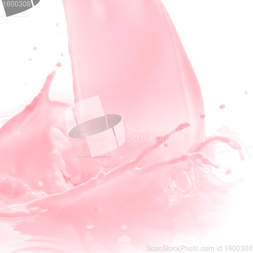 Image of strawberry milk splash