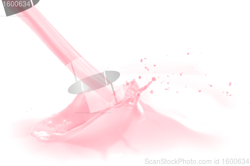 Image of strawberry milk splash