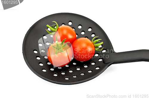 Image of Tomatoes on the black skimmer