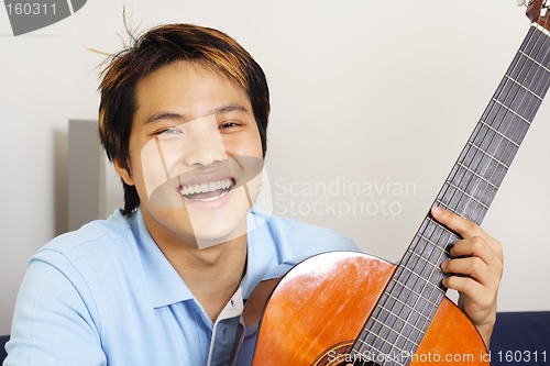 Image of Guitar player