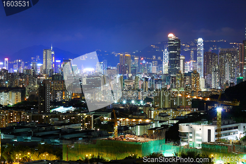 Image of Hong Kong with crowded buildings at night