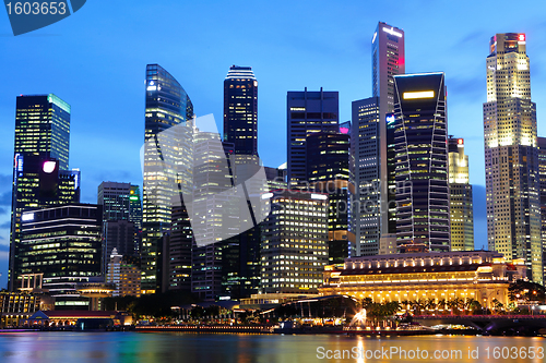 Image of Singapore at night