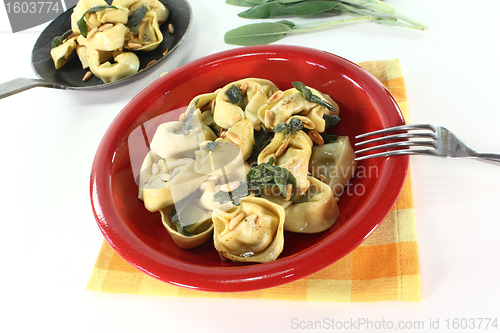 Image of cooked tortellini with sage butter