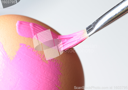 Image of painting easter egg