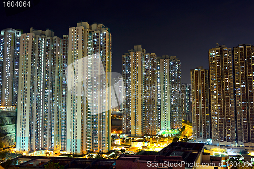 Image of Hong Kong with crowded buildings at night