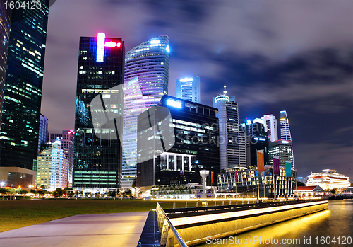 Image of Singapore at night