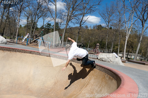 Image of Skater Skating Around the Bowl