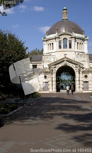 Image of bronx zoo center classic building