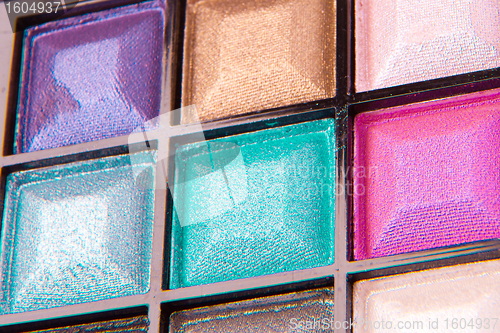 Image of colorful eyeshadows