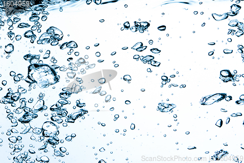 Image of bubbles in water