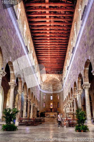 Image of italian church itnerior