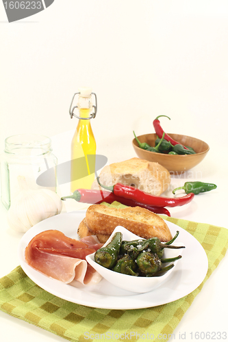 Image of Pimientos de padron with baguette