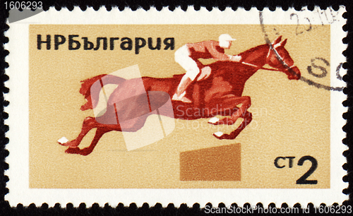 Image of Horse race on post stamp