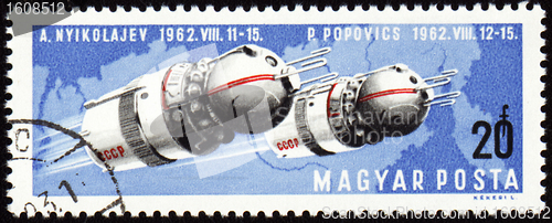 Image of Soviet spaceships Vostok-3 and Vostok-4 on post stamp