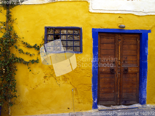 Image of Yellow cladding