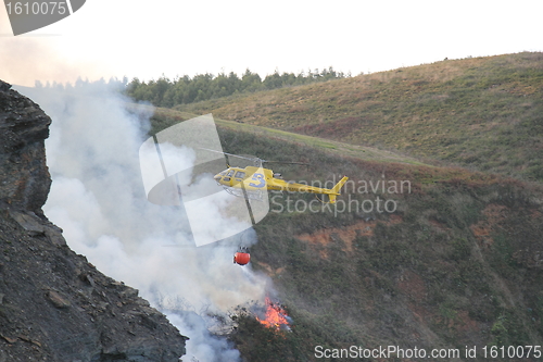 Image of fire helicopter