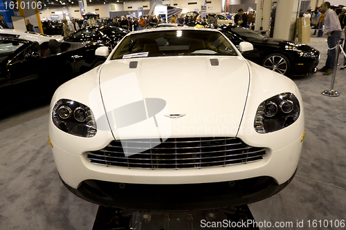 Image of Aston Martin Vantage