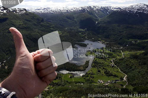 Image of Thumbs up for Norway