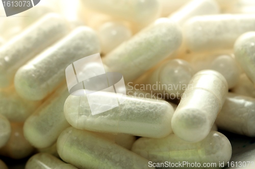 Image of medicinical powder capsules