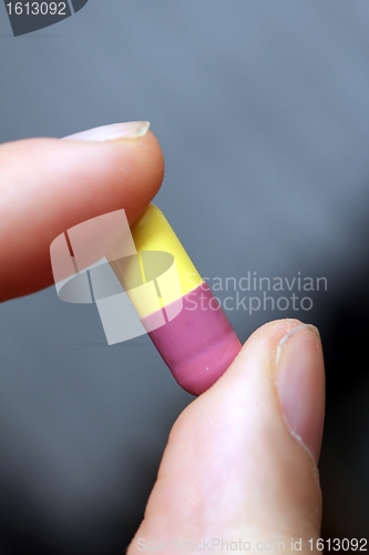 Image of the capsule in hands