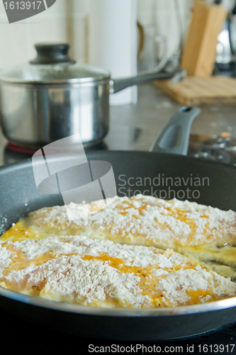 Image of frying fish fillet