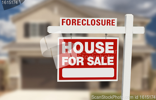 Image of Foreclosure House For Sale Sign and House