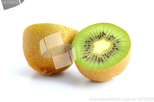 Image of kiwi fruit cut in two pieces