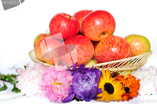 Image of Apples and flowers