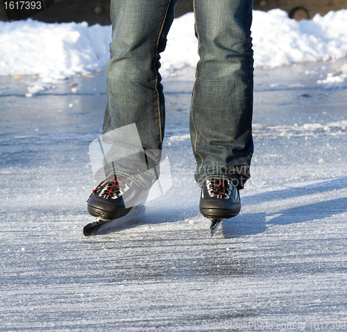 Image of An ice skater
