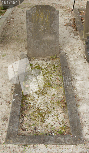 Image of An old grave