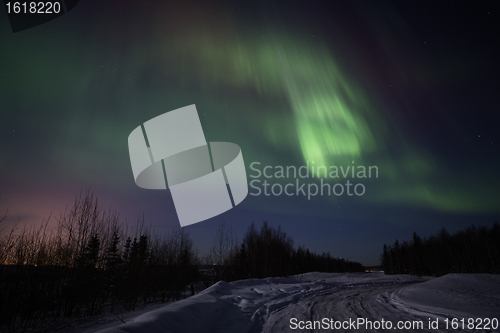 Image of Strong multicolor display of northern lights