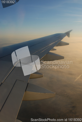 Image of airplane wing