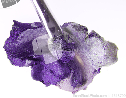 Image of cream eyeshadow
