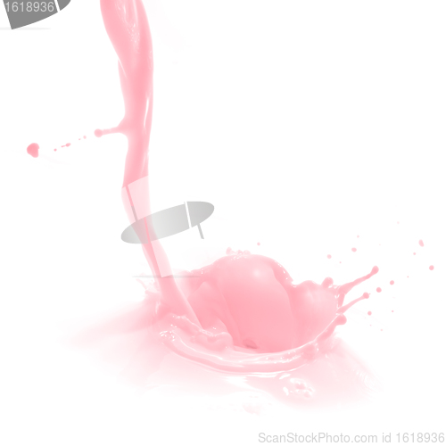 Image of strawberry milk splash