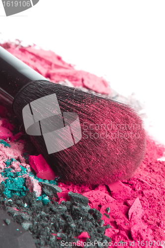 Image of set of multicolor crushed eyeshadows