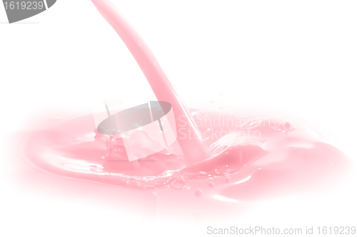 Image of strawberry milk splash