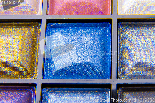 Image of colorful eyeshadows