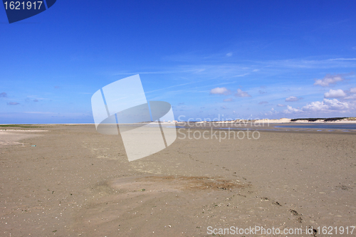 Image of seascape and beach at low tide on the coast of opal in France