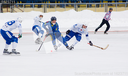 Image of Dynamo(white) vs Zorkij(blue)