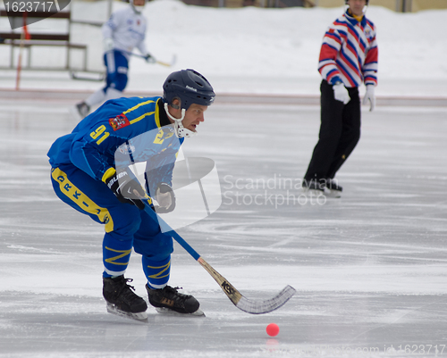 Image of Dynamo(white) vs Zorkij(blue)